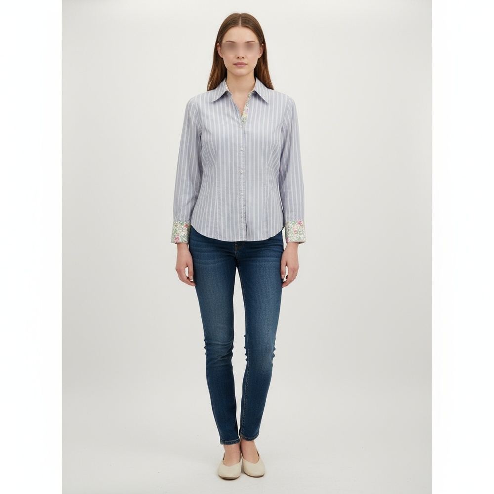 LOFT‎ Womens Shirt Size 8 Light Blue Striped Floral Cuffs Preppy Classic